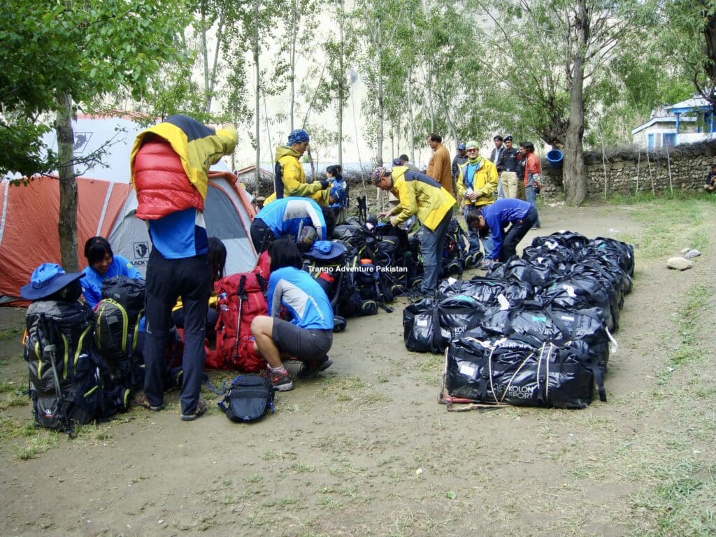 K2 trek packing list